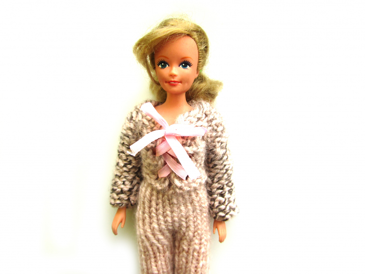 Мастер-класс: "Как связать спицами комбинезон для куклы Барби своими руками". Фото 17
